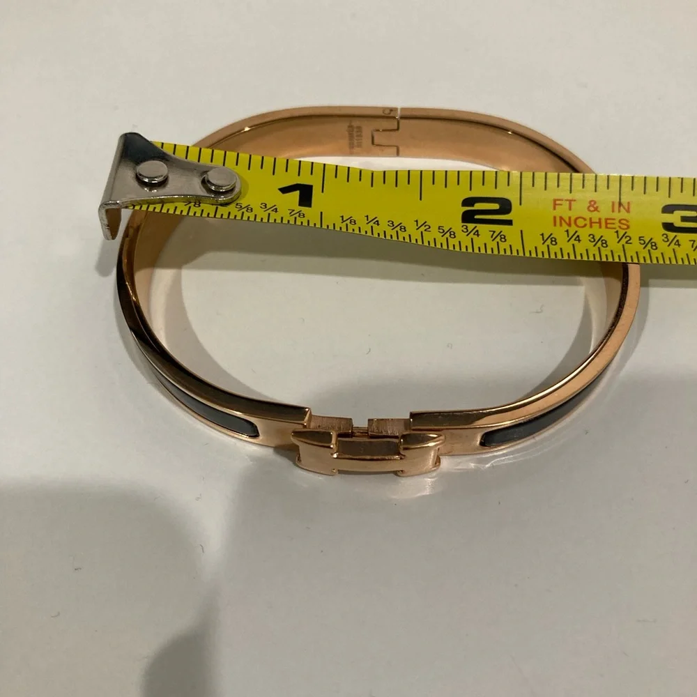 H bangle - Picture 5 of 6